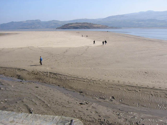 Your Own Massive Signature in Sand image 1