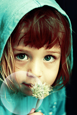 Blue Glow Portrait Effect image 11
