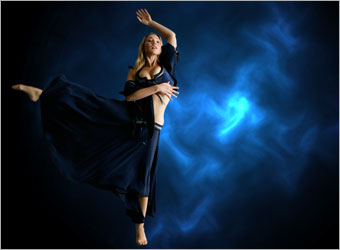 Create Energy Lines around a Dancer image 4