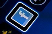 How To Transform Facebook Profile to a Commercial Page