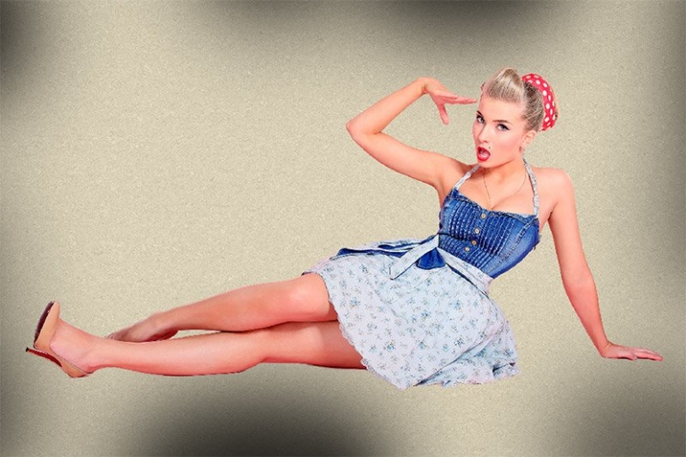 1950's Pin Up Poster in Photoshop 9