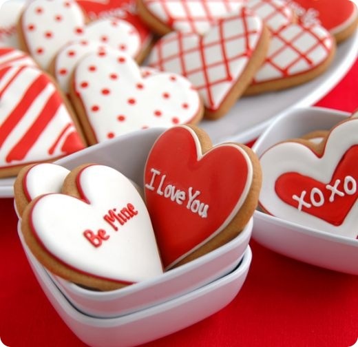 Romantic Heart Shaped Cookies for St. Valentine's Day Inspiration 4