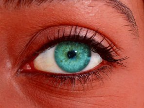 Transform Ordinary Skin into Red