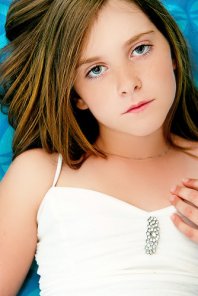 Easy Facial Retouch using Photoshop