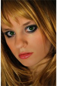 Change Eye Color in Photoshop