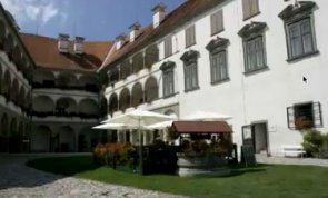 Streching Shadows Using Curves in  GIMP (Video Tutorial)