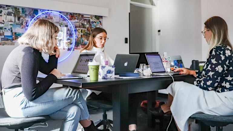 How to Best Integrate Social Media in Web Design