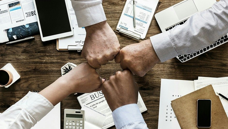 How to Successfully Launch Your Business Online in 2021