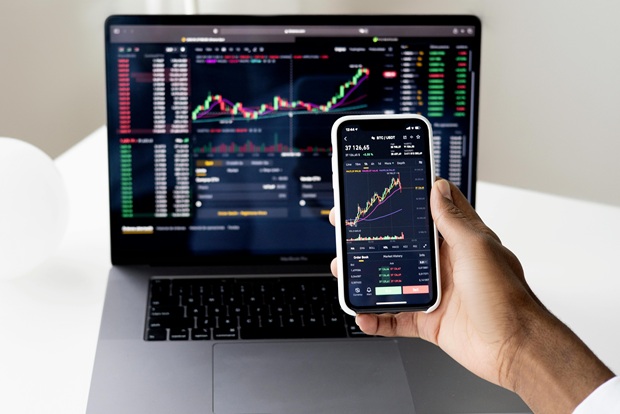 How to Integrate a Real-Time Ethereum Price Tracker into Your Web Project