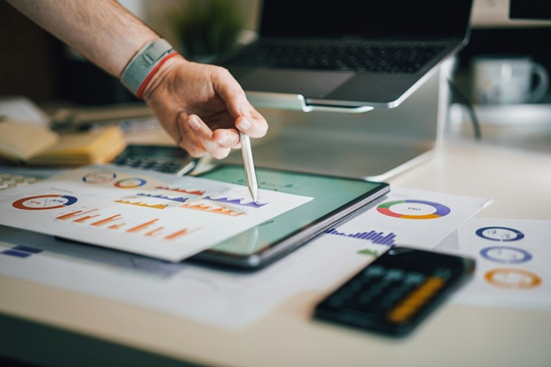 4 Ways to Use Analytics to Improve Your Website Design